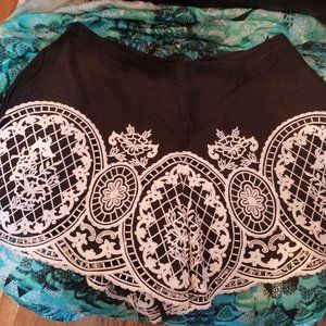 Intermix black and white silk shorts with lining